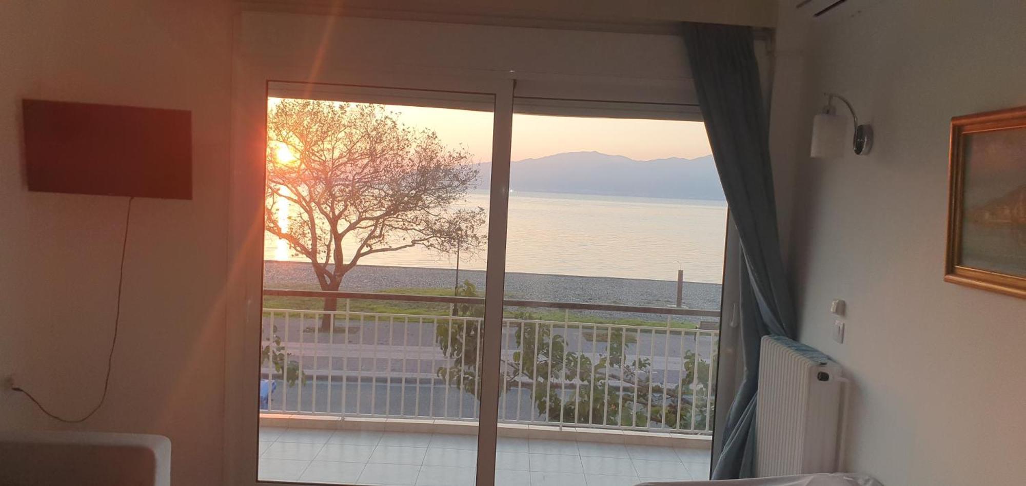 Nafpaktos Beach House Daire Dış mekan fotoğraf